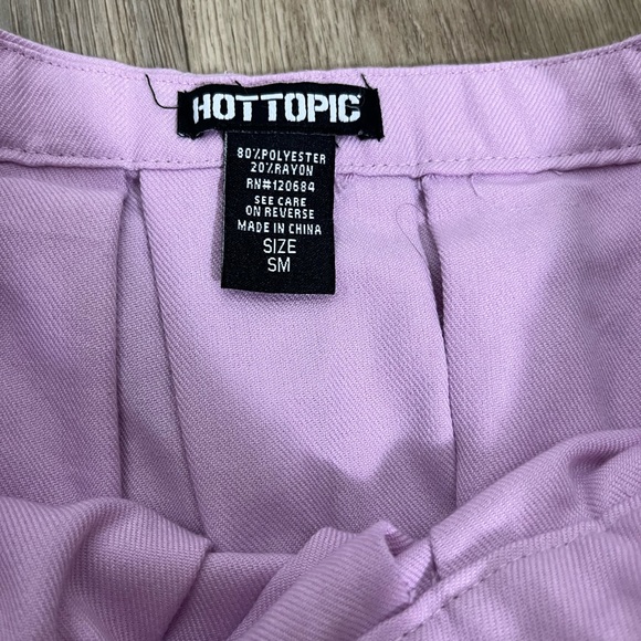 Hot Topic Pink Skirt Chain Pocket size small - Picture 3 of 5